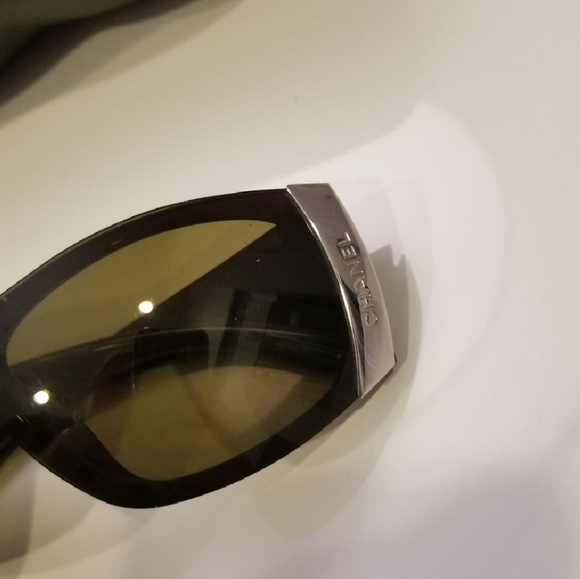 CHANEL Sunglasses Black - Picture 3 of 8